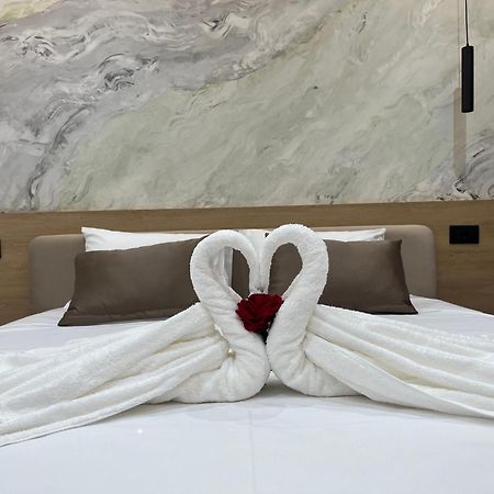ヒマラ Sun George Bed & Breakfast エクステリア 写真