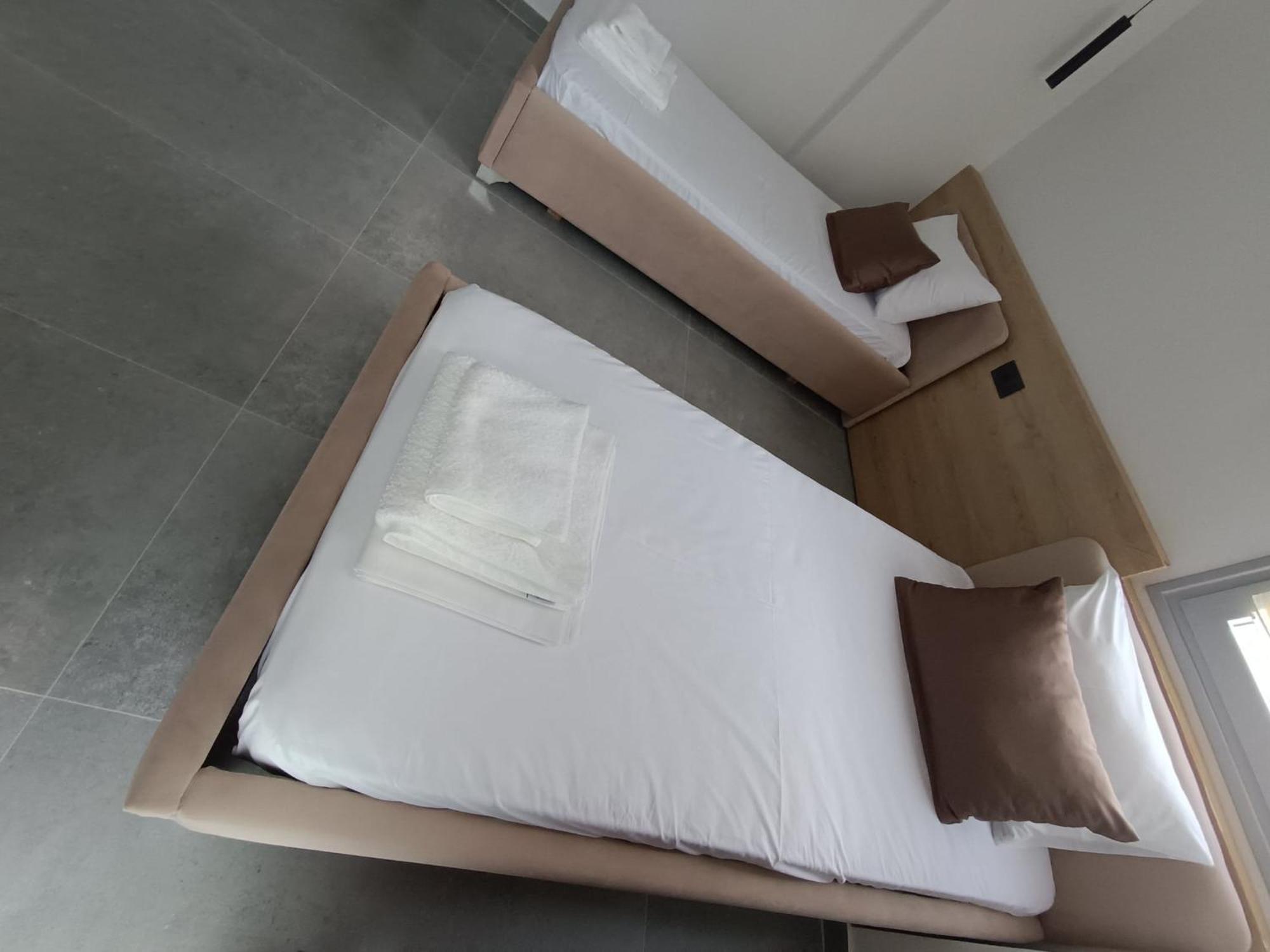 ヒマラ Sun George Bed & Breakfast エクステリア 写真